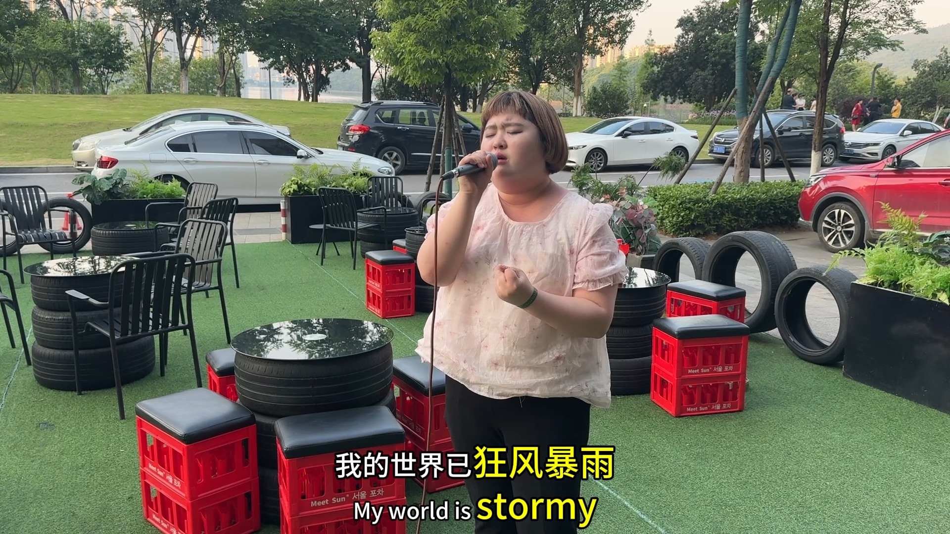 【一个王晔雯】最新视频上线,求关注!