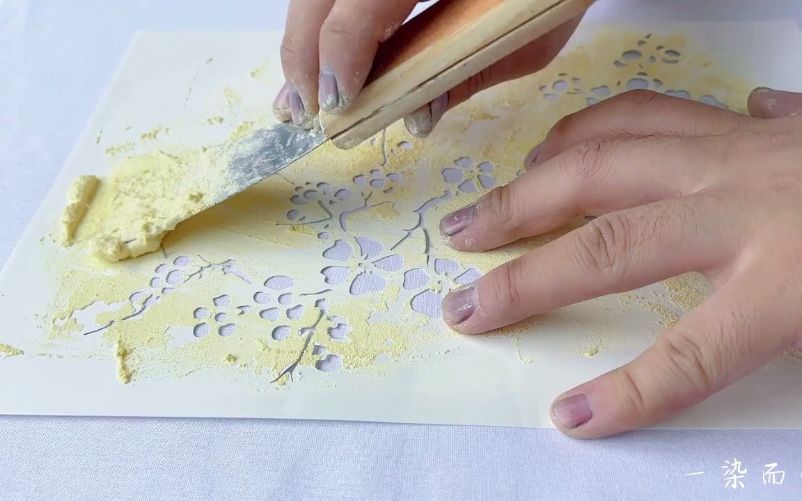 染蜡型糊染抱枕来啦大家快动手做起来安静的一天要做点喜欢的事情哦