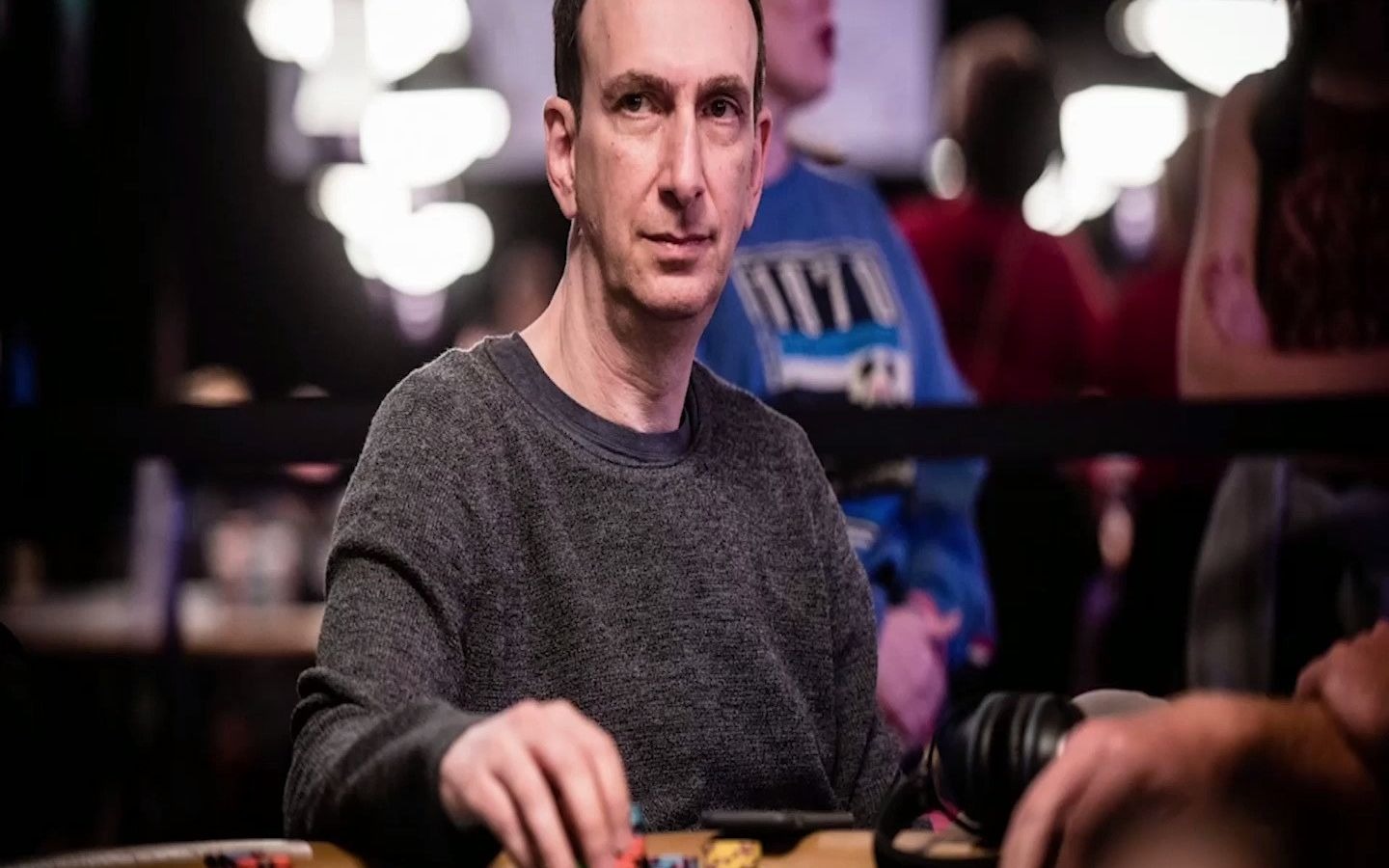 德州扑克:erik seidel收获第九条wsop金手链;职业牌手疑似自杀