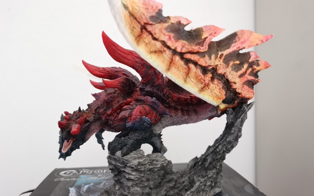 好朋友自涂的烬灭刃!cfb!怪物猎人手办!