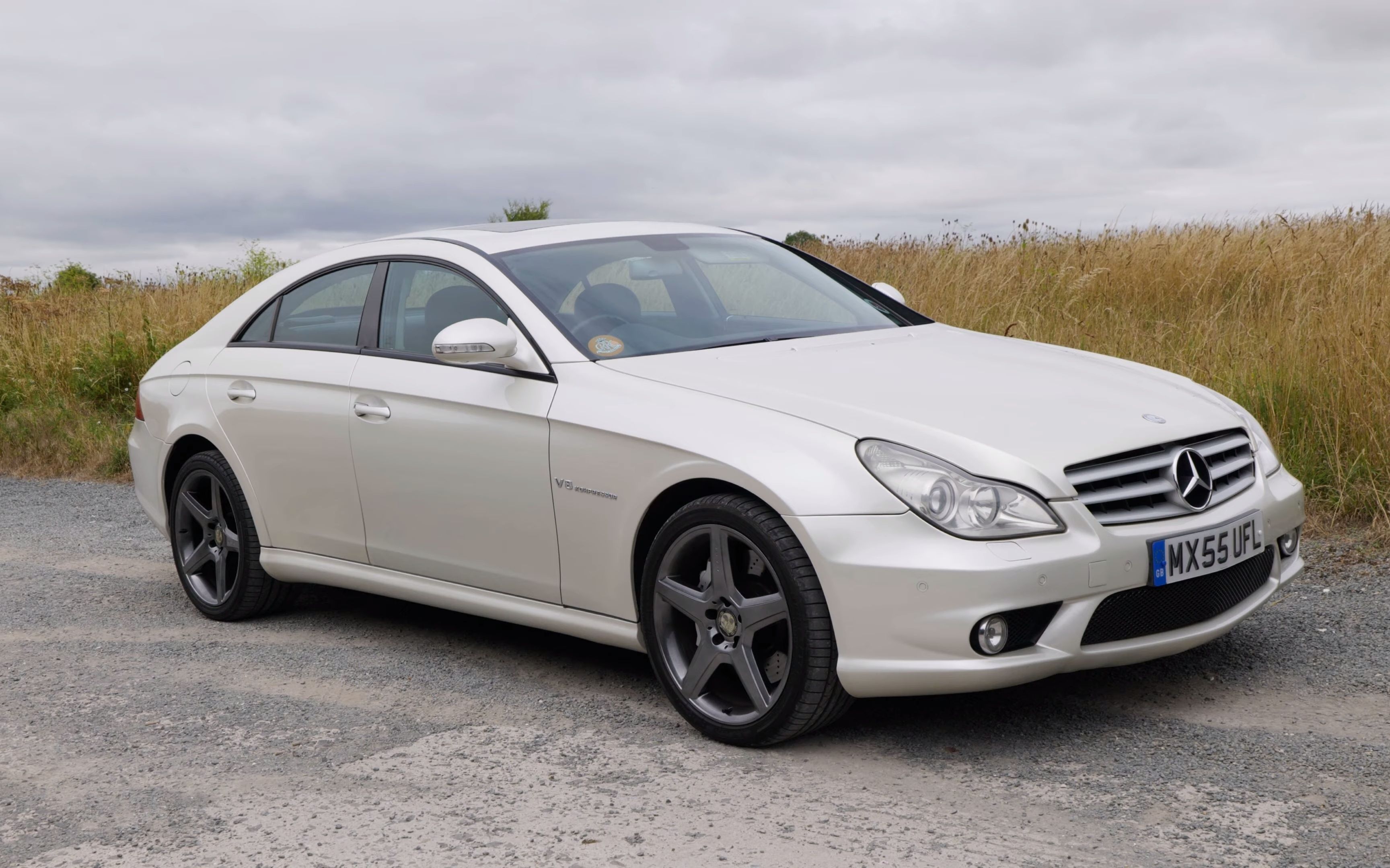 奔驰 c219 cls级 cls55 amg 英国小伙测评(机翻字幕敬请谅解)