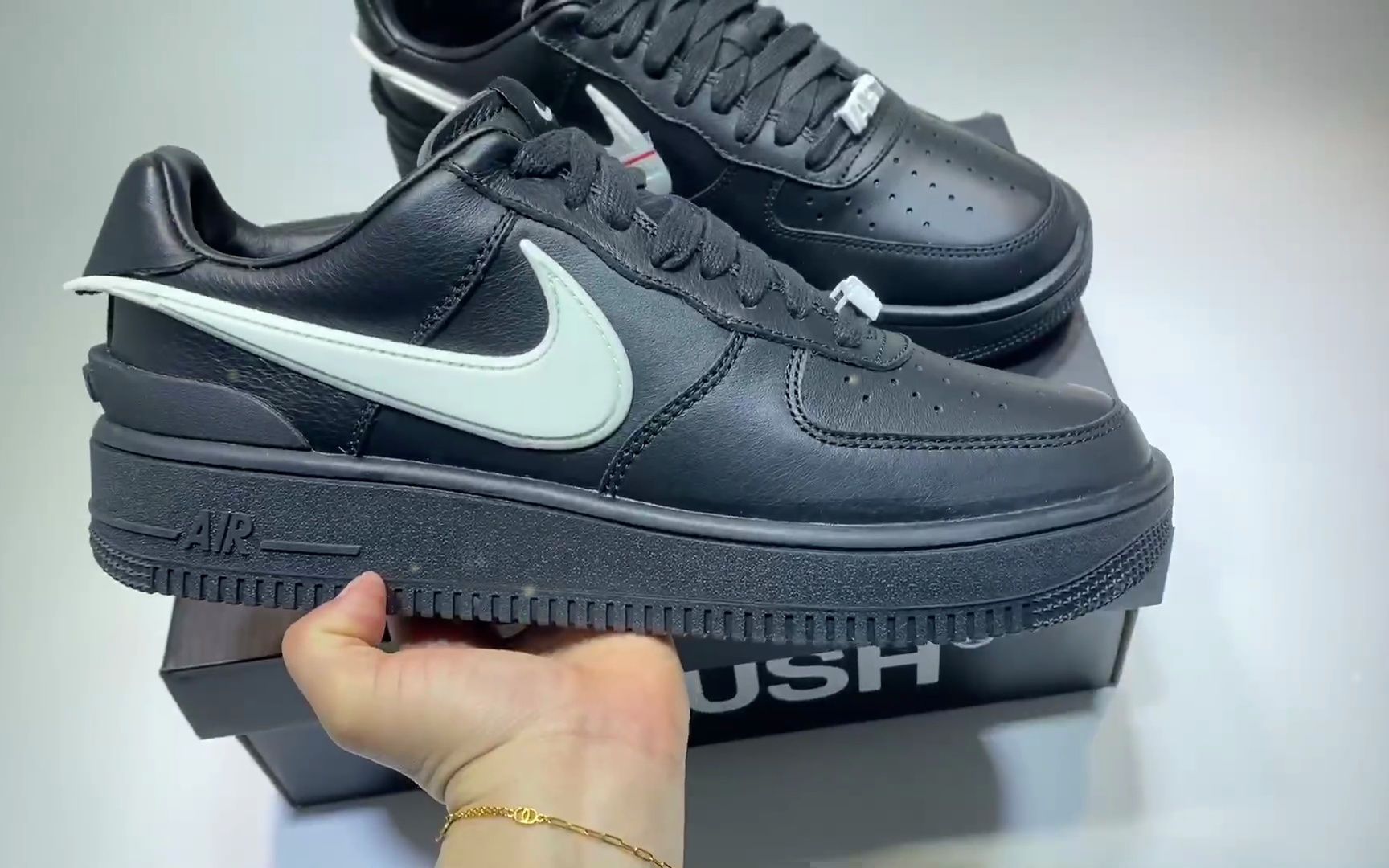 耐克 nike air force 1 phantom x ambush 联名大钩黑白空军一号运动