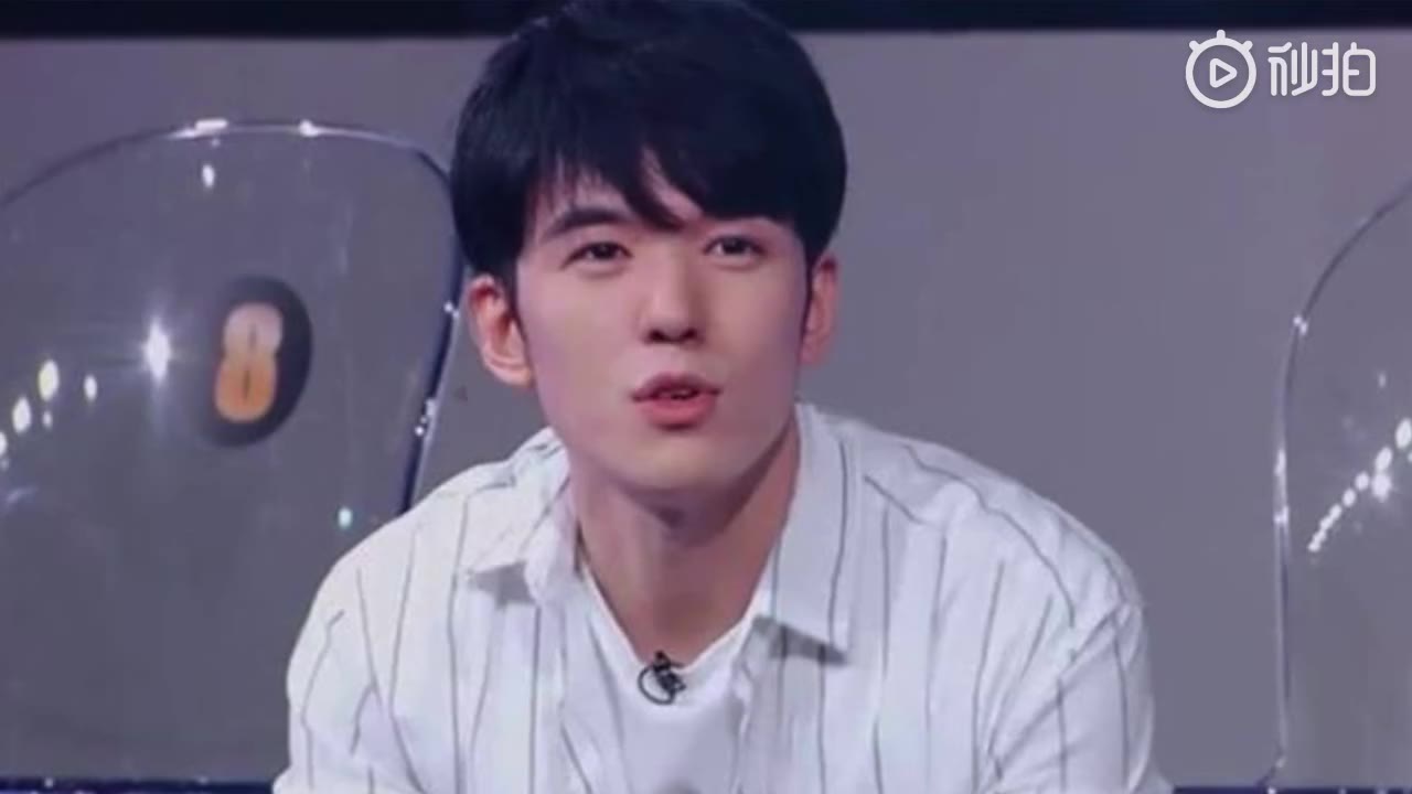 教育专家详析仝卓事件对只招应届生制度不满不是影响教育公平理由