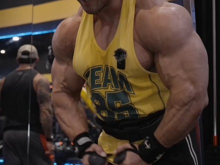 李承哲 肩部训练