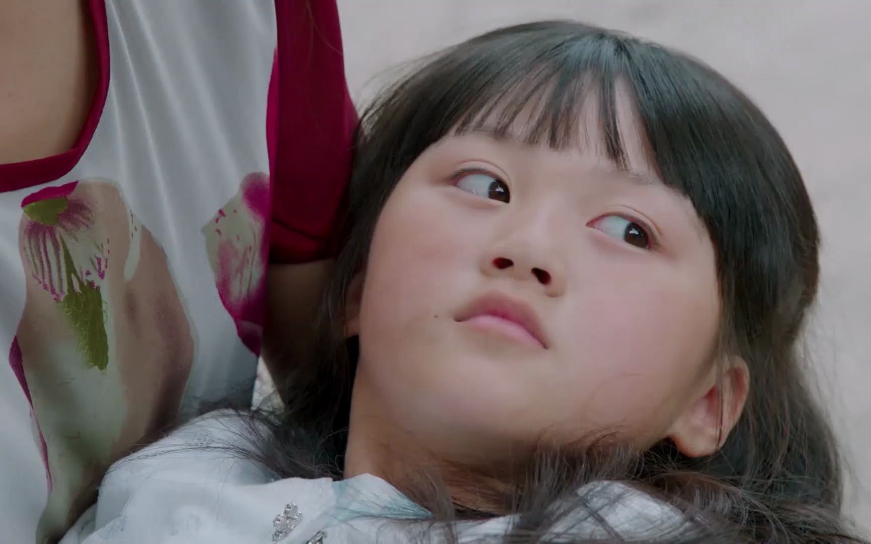 依蓓车祸失忆了,竟抱着喊王爱玉做妈妈