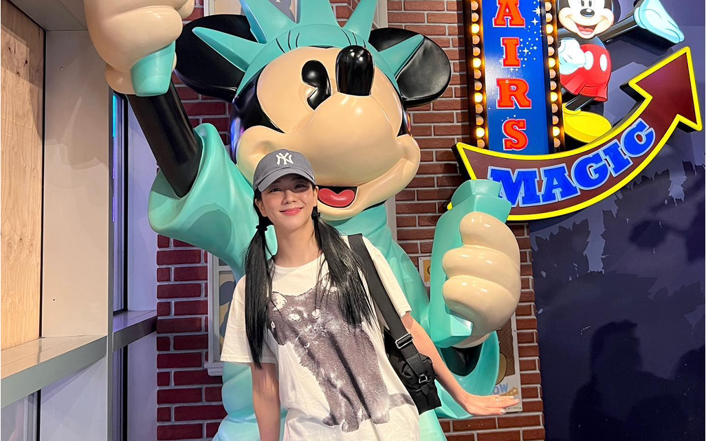 【jisoo】blackpink秀秀ins更新随拍