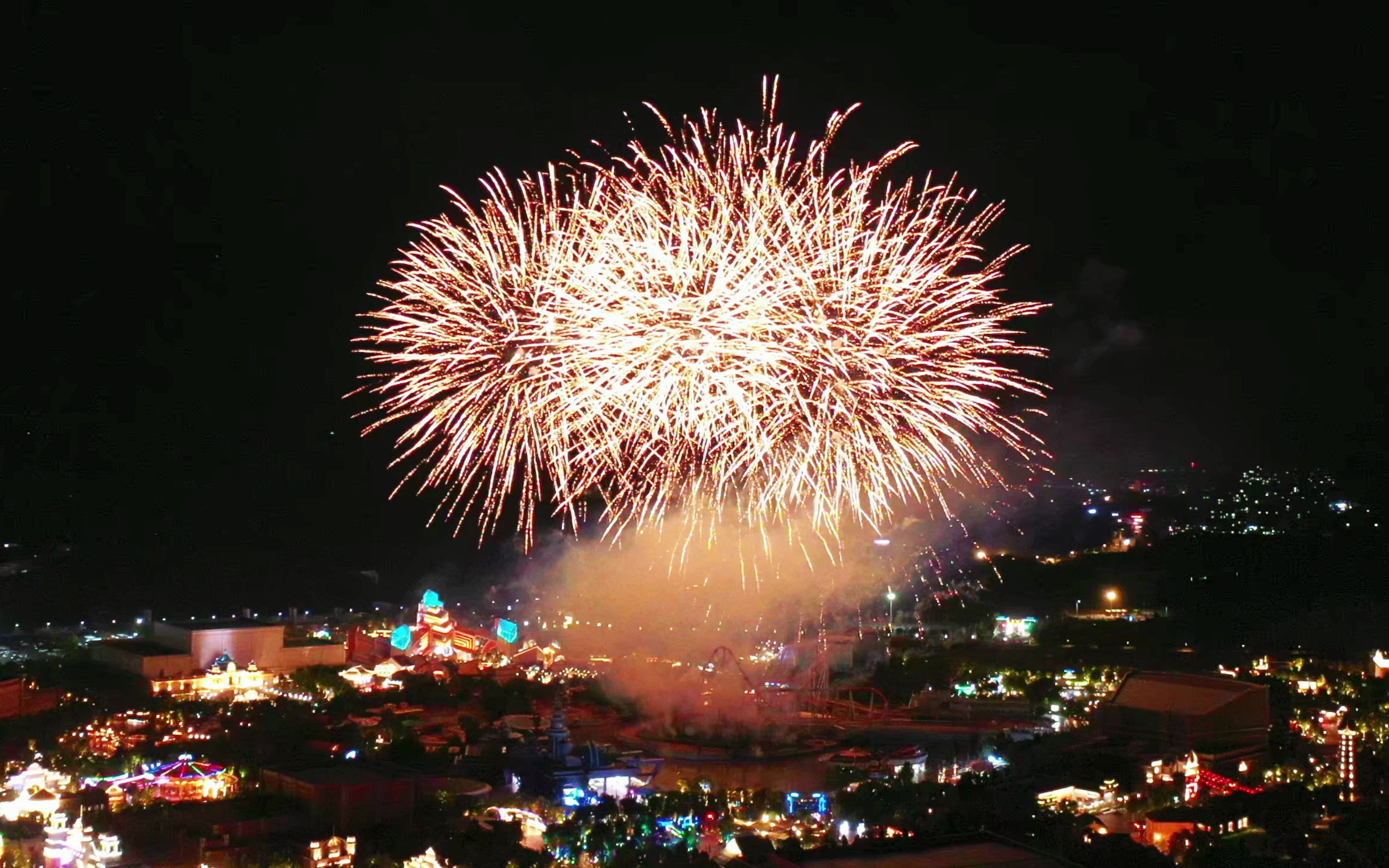 迷人的颜浪漫的夜我只是想和你见一面赣州方特烟花音乐节