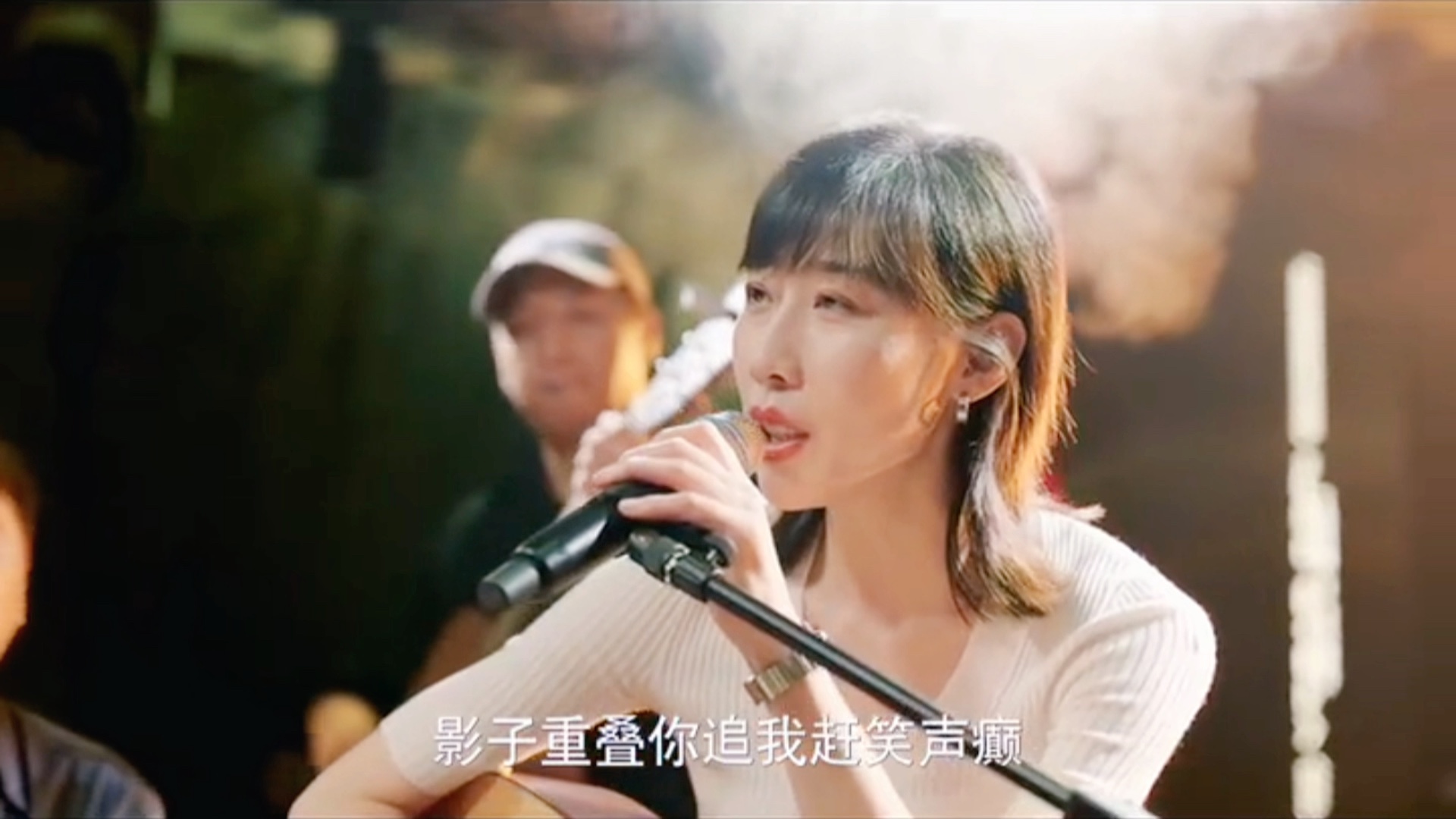 母亲听到女儿唱歌泪崩,张沛多年后跟妈妈和解