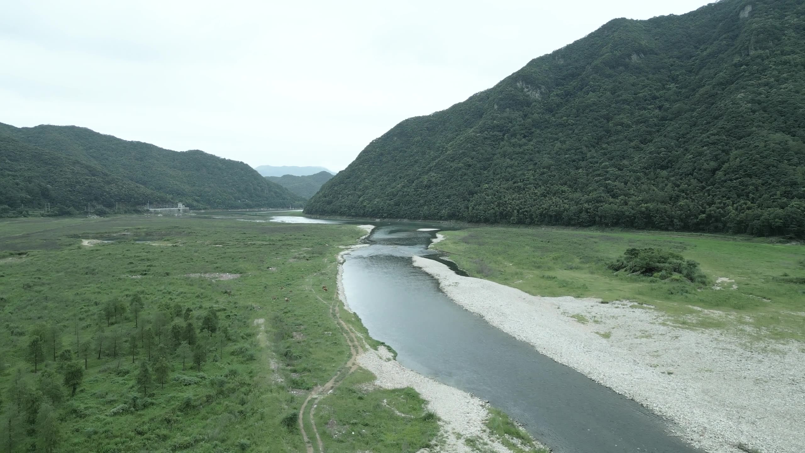长潭水库宁溪支流两镜到底