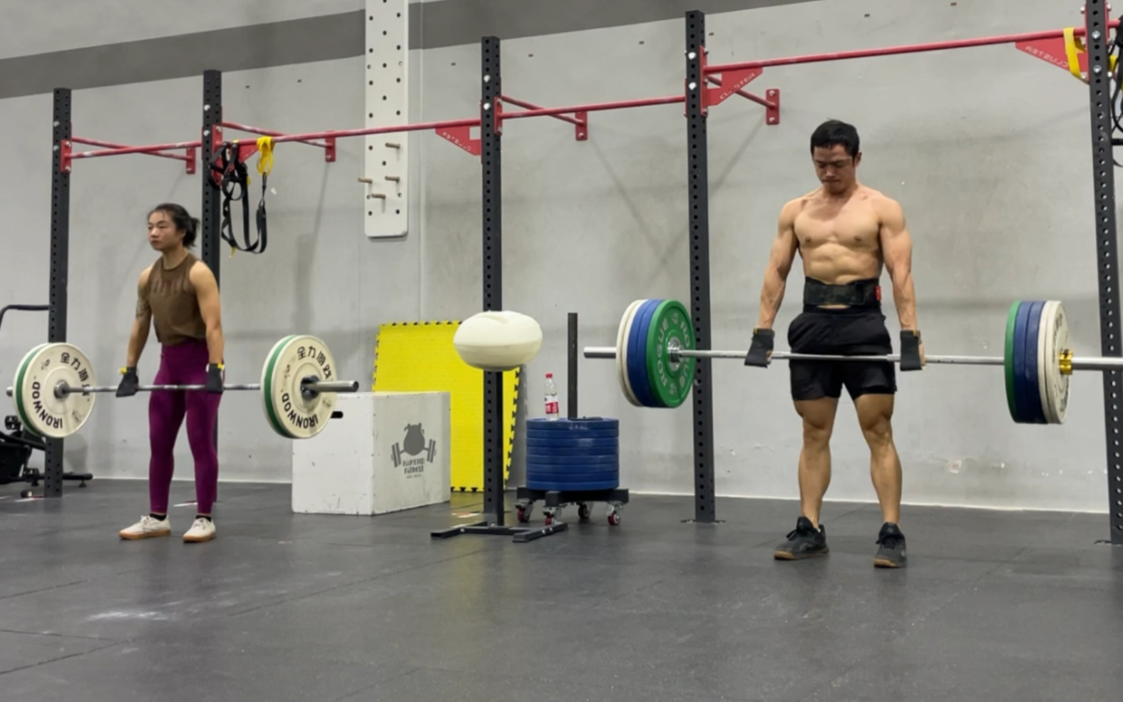 CrossFit 2023.04.30 1296次 142KG硬拉,单杠双力臂=5分46秒哔哩哔哩bilibili