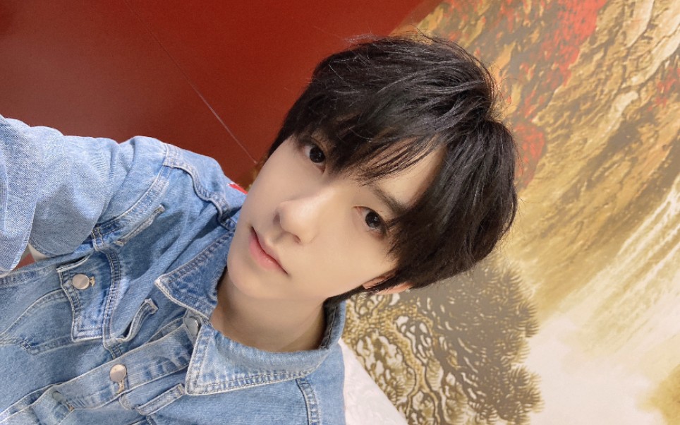 【贺峻霖】圣诞限定的15岁毒舌小男友哟