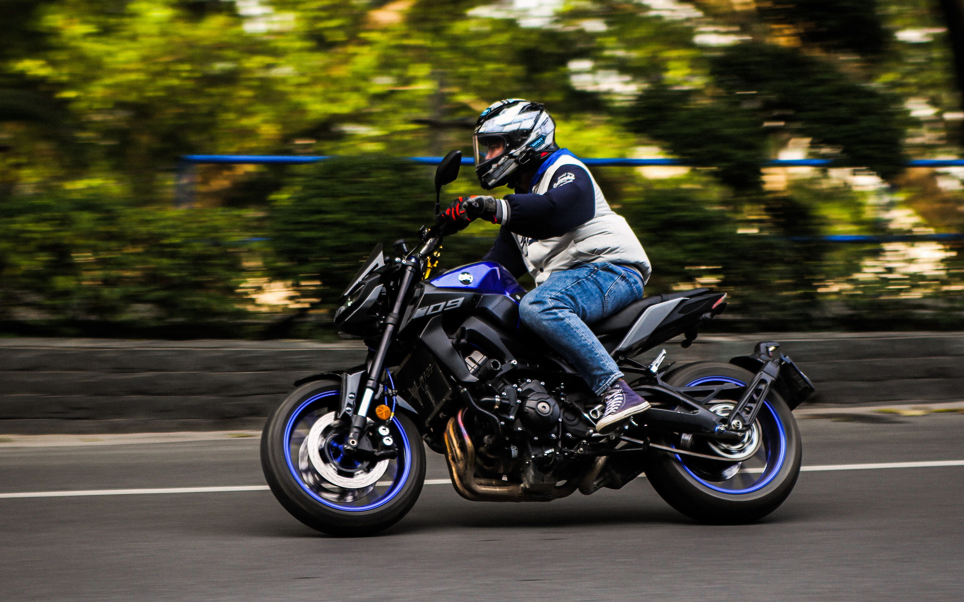 雅马哈扭矩大师山路骑行