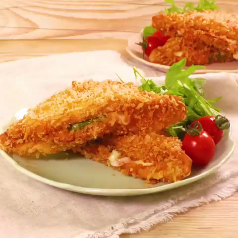 【料理制作】日式料理之火腿和奶酪馅的炸鱼肉山芋饼_哔哩哔哩 (゜-゜