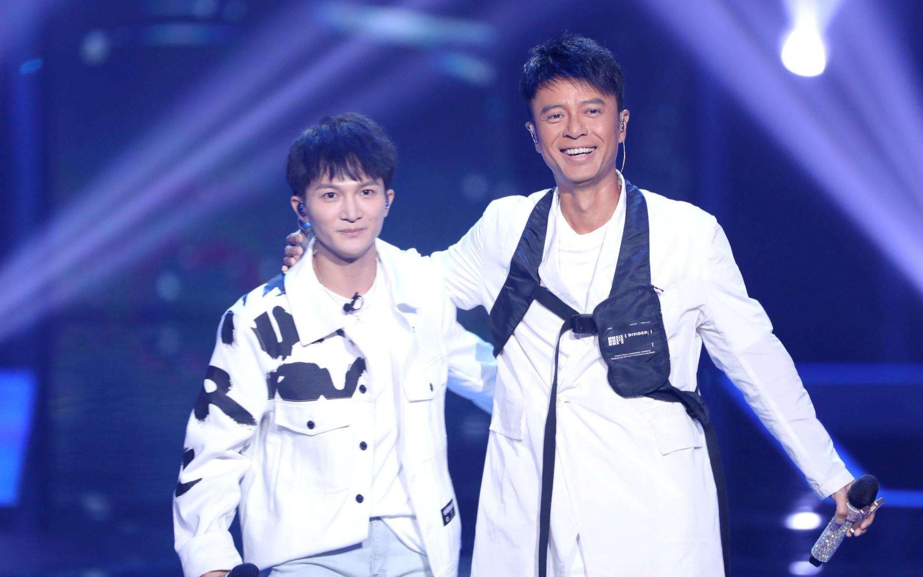 《我们的歌》周深李克勤《追》live