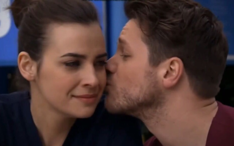 [图]【超甜剪辑】Holby City - Zosia & Dom ~ You've Got a Friend in me