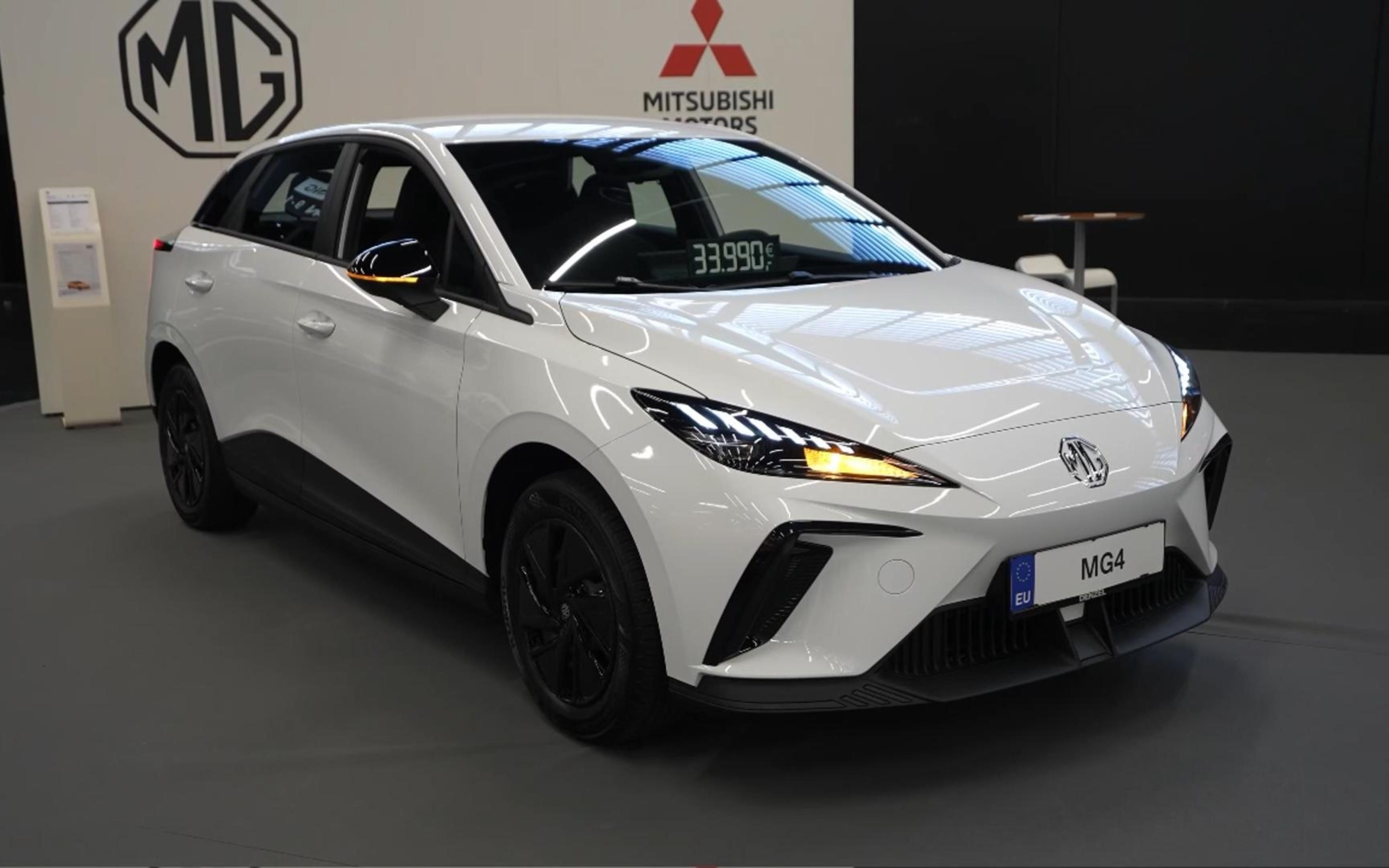 来看名爵 mg4 静态体验视频【4k】