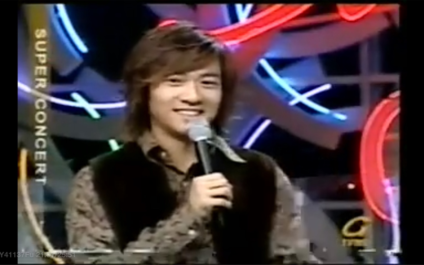 2002 台湾 super concert 苏有朋 雪来的时候 爱情战争下的俘虏 来生缘 爱情告诉我哔哩哔哩bilibili