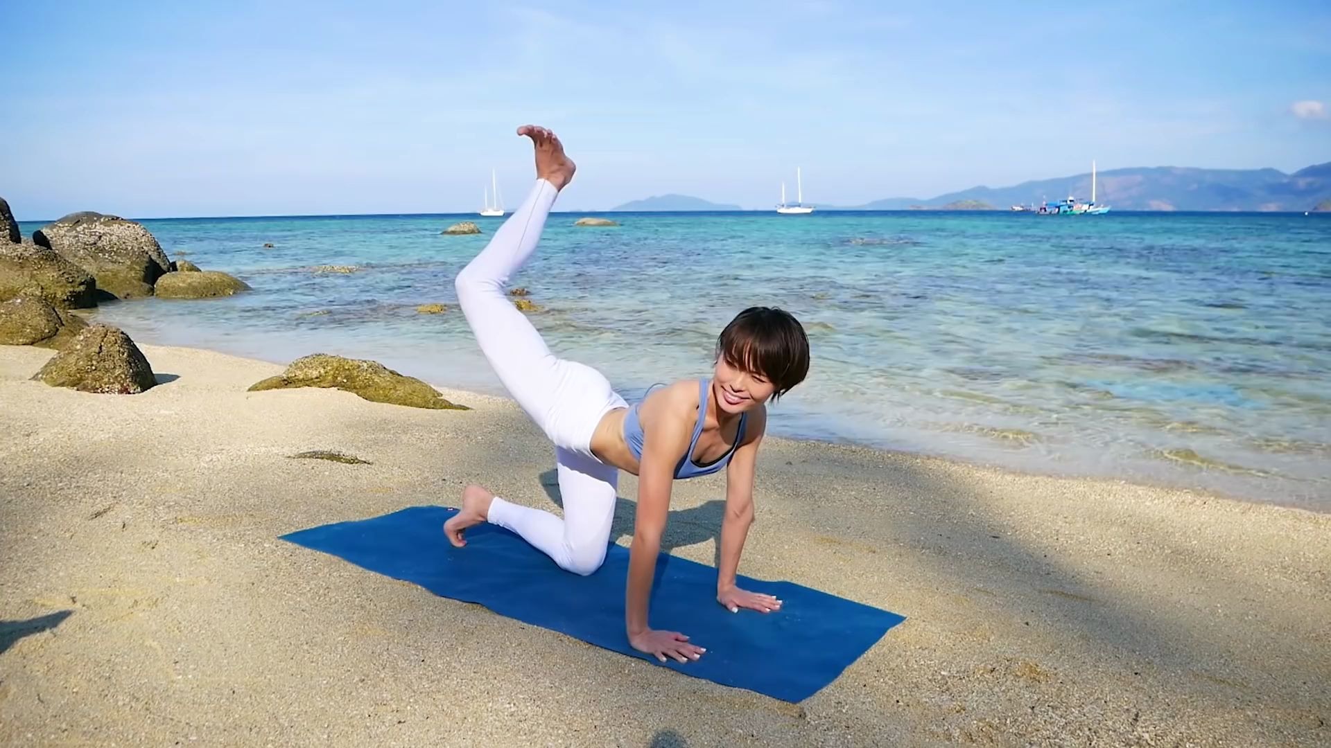 【日本小姐姐翘臀美背合集】5分钟紧致翘臀瘦背部_哔哩哔哩 (゜-゜)つ