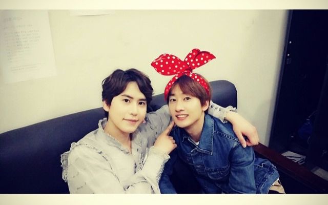 【super junior】kiss the radio 圭贤和银赫一起做dj