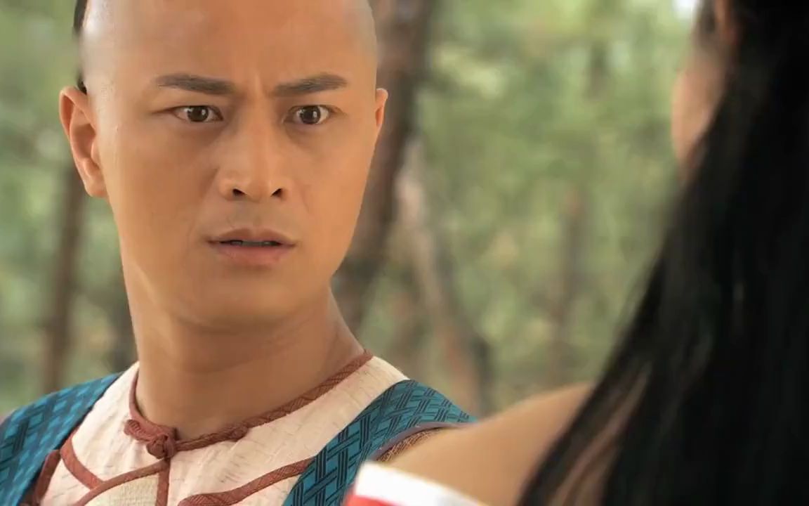【怪侠欧阳德】黄天霸大战忍者九娘,结果撕掉她衣服发现是个女人