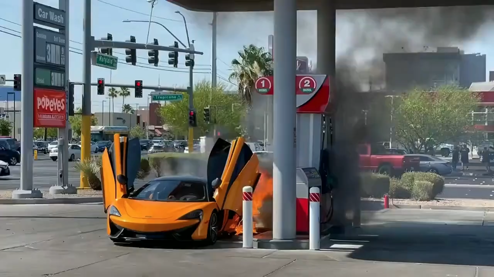 豪车重要还是加油站重要!