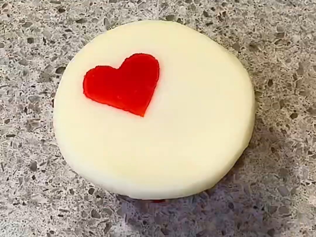 双心形纸杯蛋糕