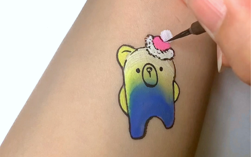 面部彩绘教程可爱熊熊一次性纹身图案教程手绘作品