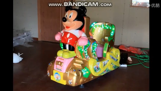 新款米奇老鼠摇摇车摇摆机