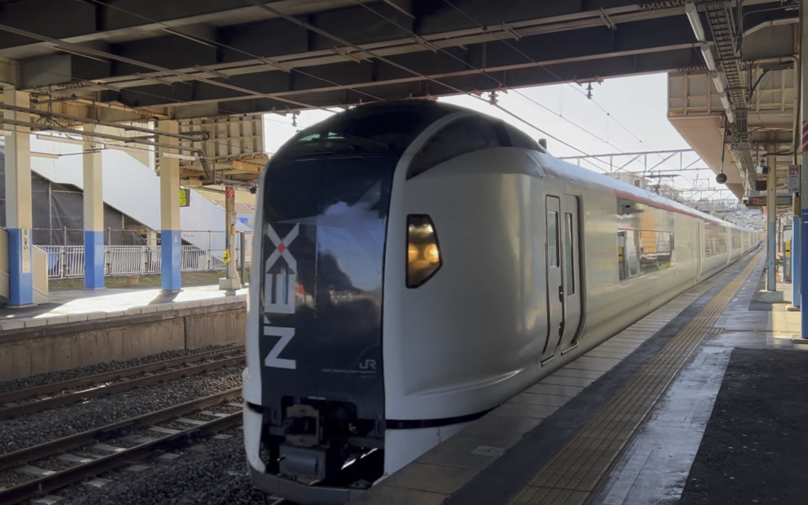 [jr成田线]nex成田特慢e259系贴站台通过酒酒井