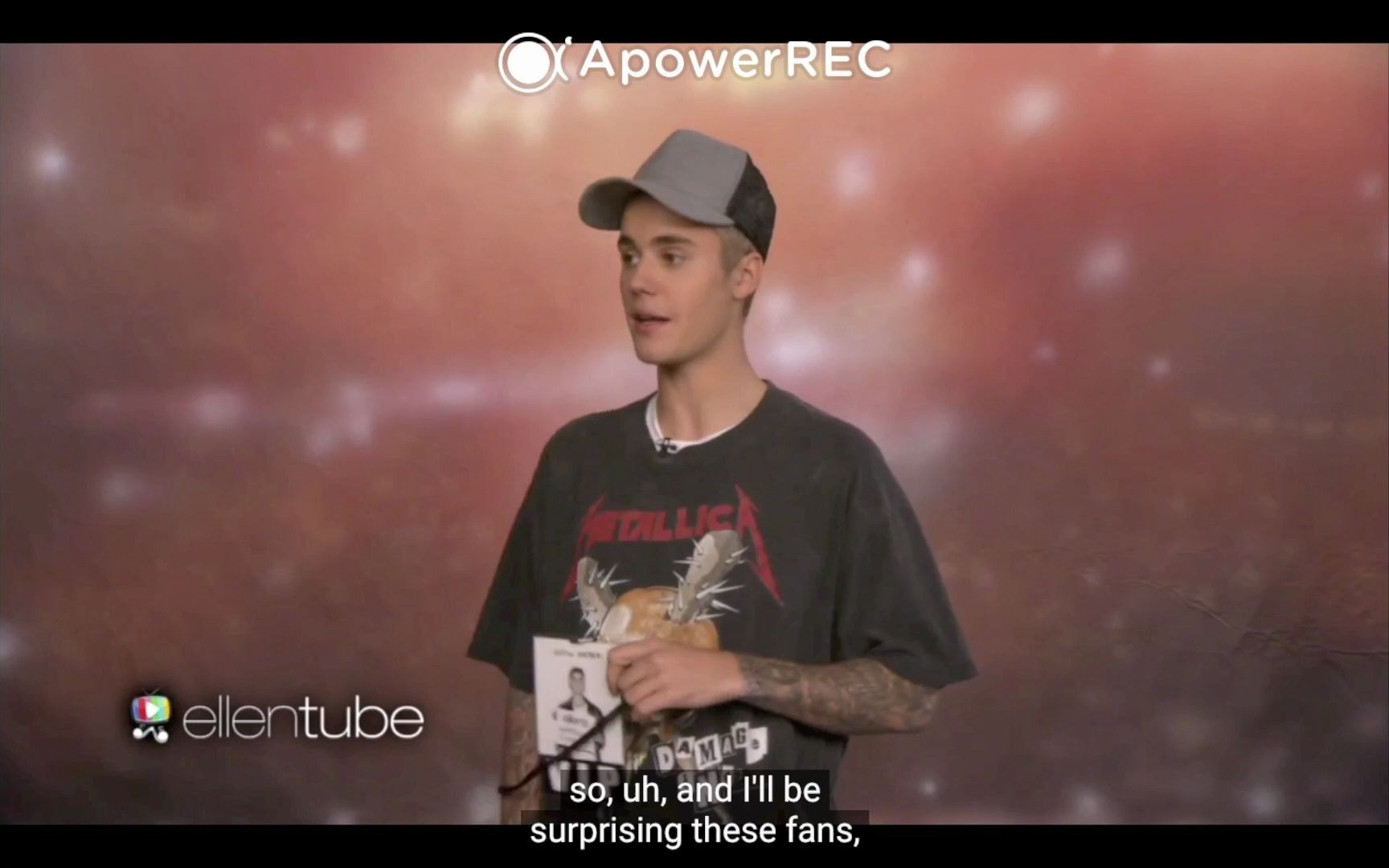 justin bieber送粉丝演唱会门票,看看她们的反应