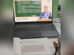 Download Video: 让你们把书丢一边，没叫你们丢这么远啊！！考研