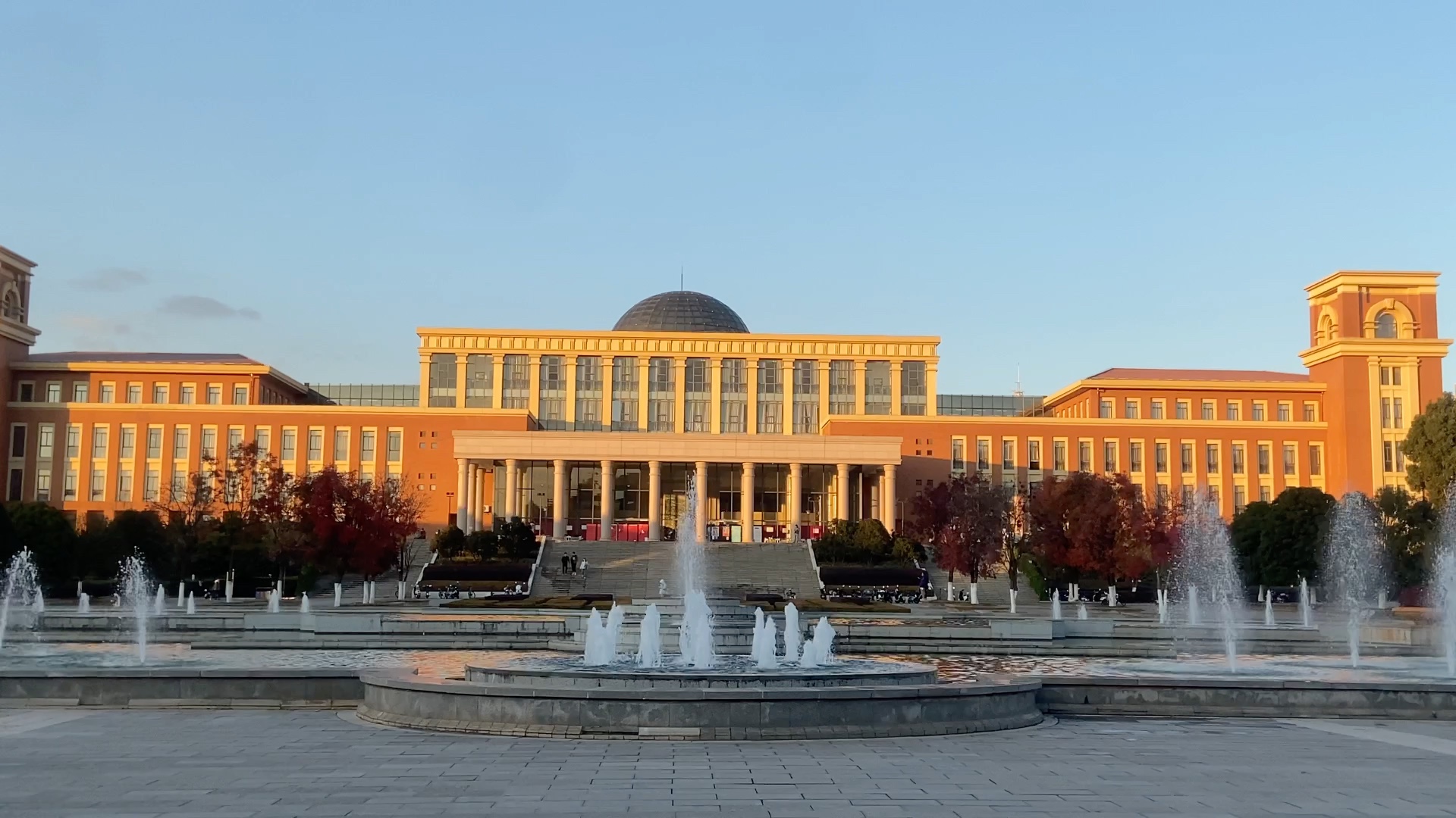 云大图书馆_哔哩哔哩_bilibili