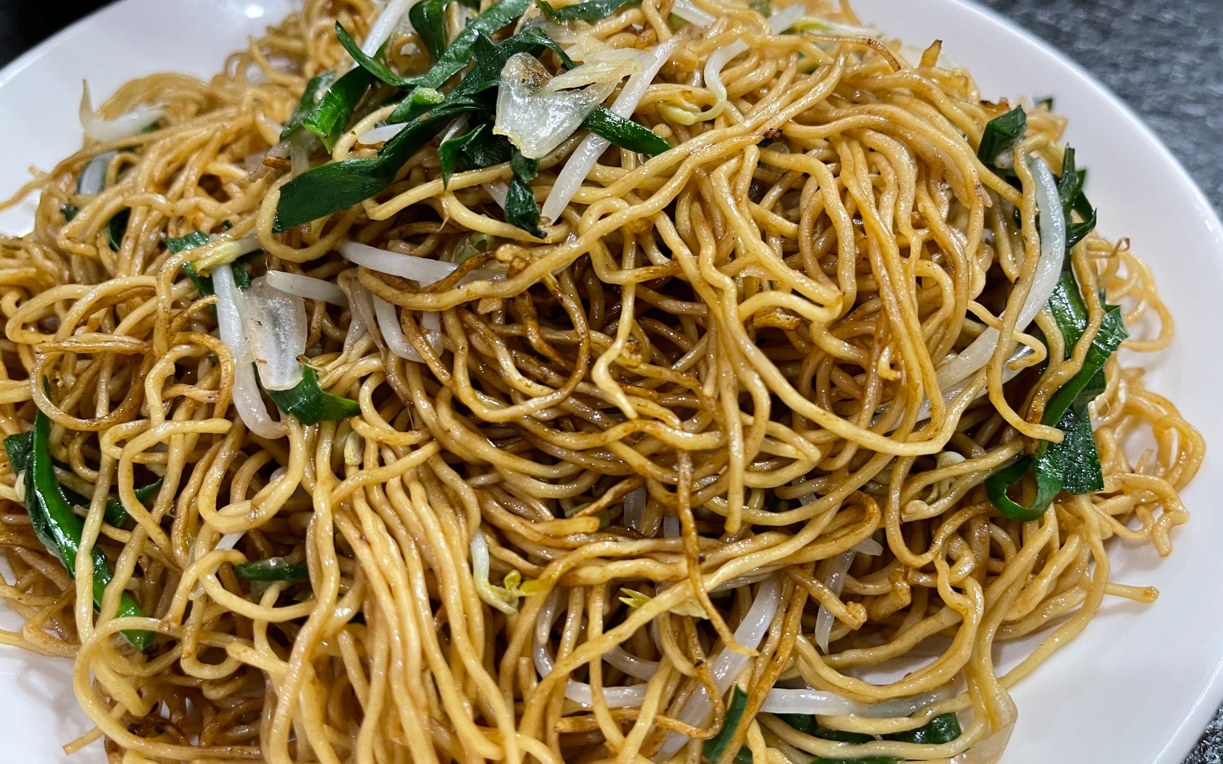 广东早餐,宵夜豉油皇炒面,炒面如何做到不粘锅,炒不断?