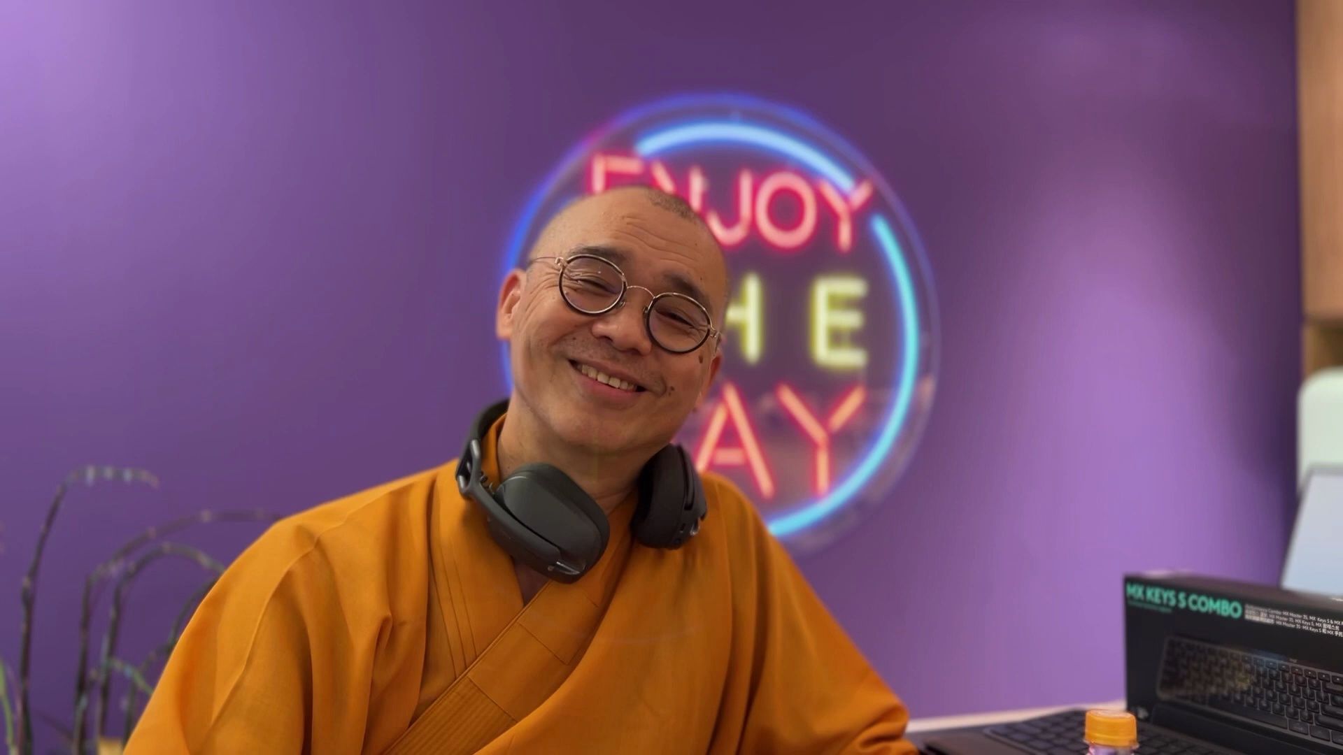 佛法小课堂|关于和尚,法师称谓的争议【法藏法师】