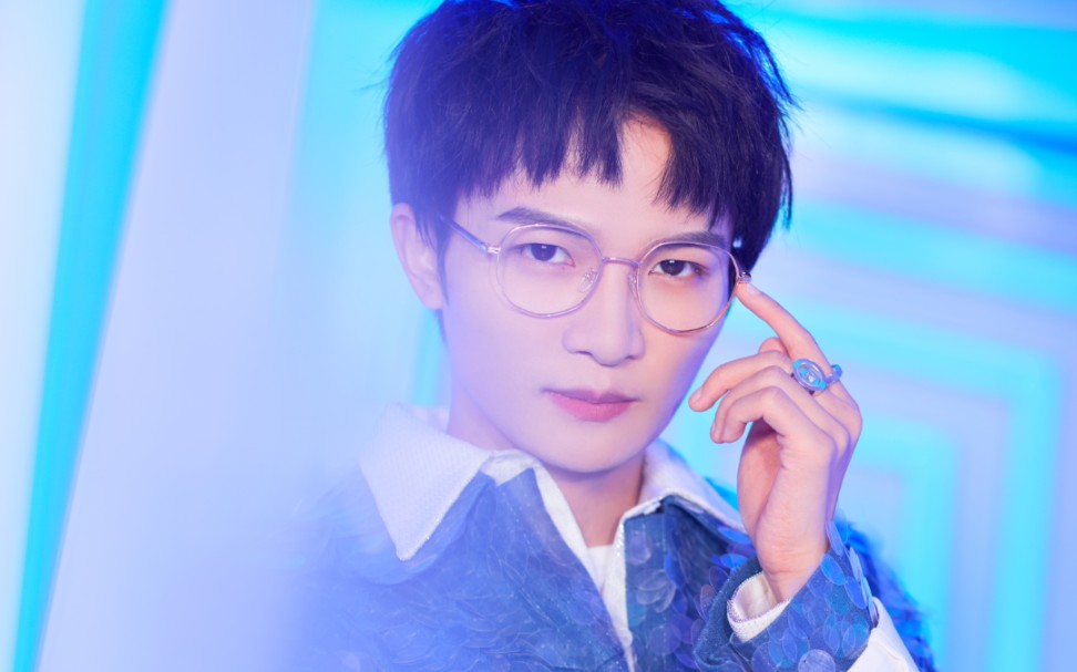 【周深】星光大赏颁奖部分录屏(又名:深深与话筒的爱恨情仇(手动狗头