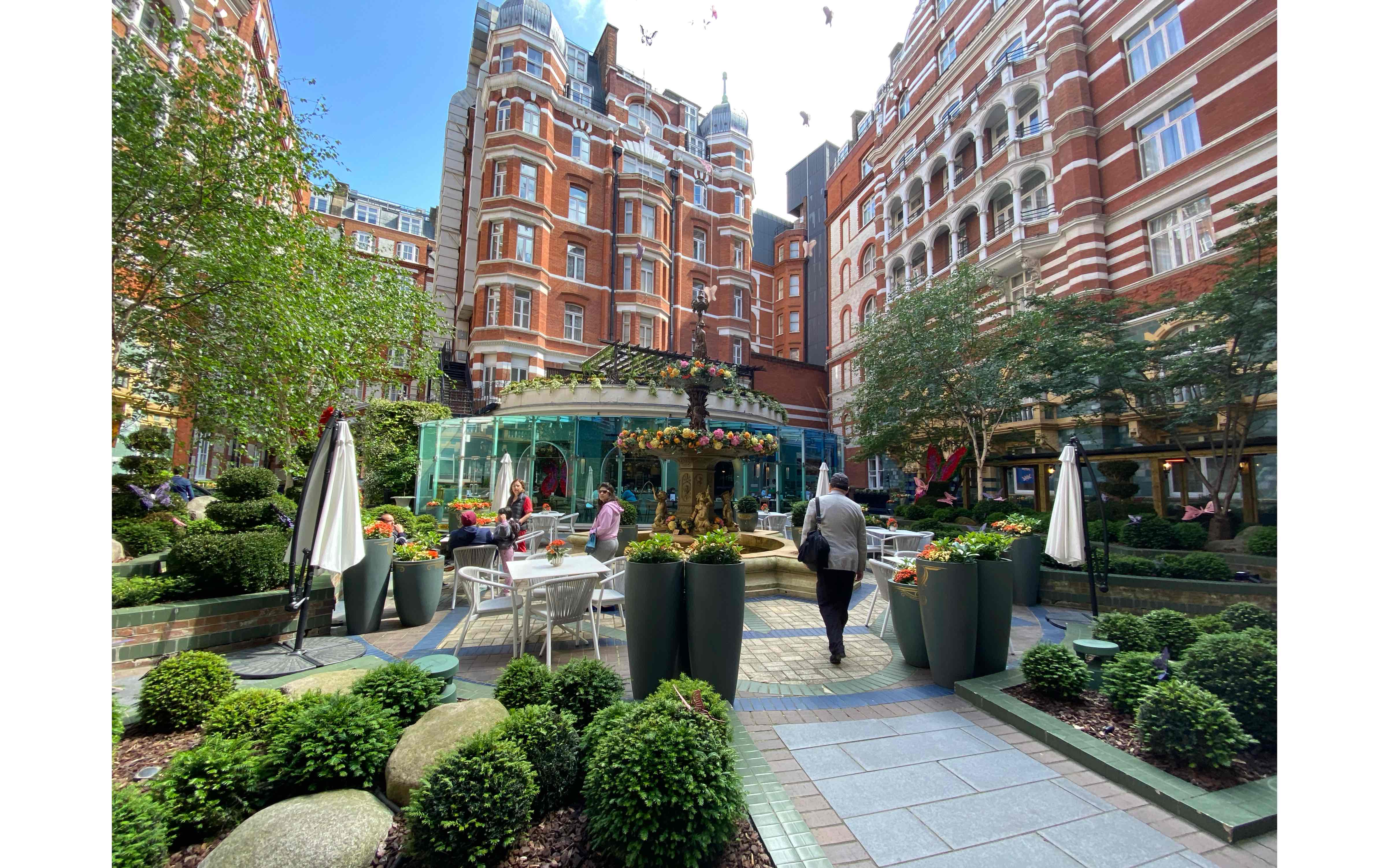 混入st jamess park 酒水店打卡