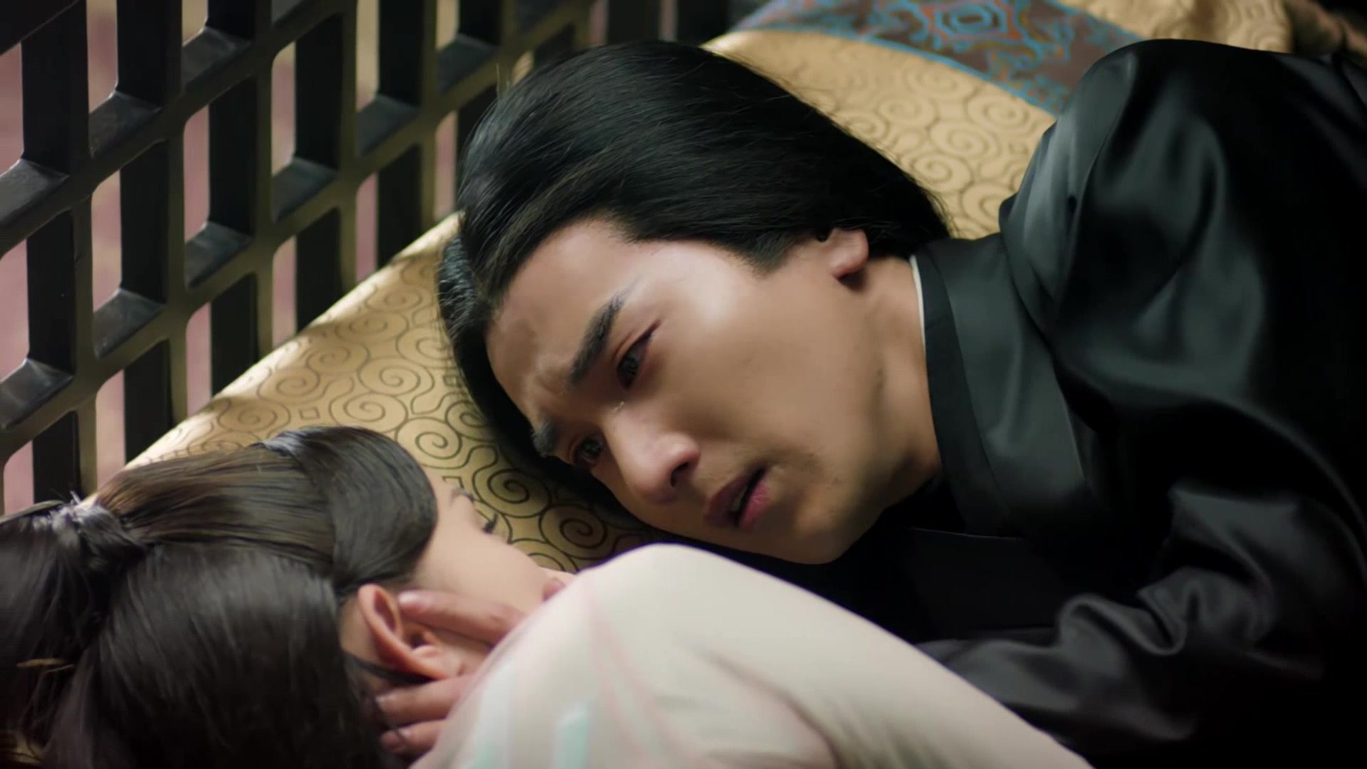 《三生三世十里桃花》杨幂赵又廷船戏吻戏,古装深情吻戏片段_哔哩哔哩