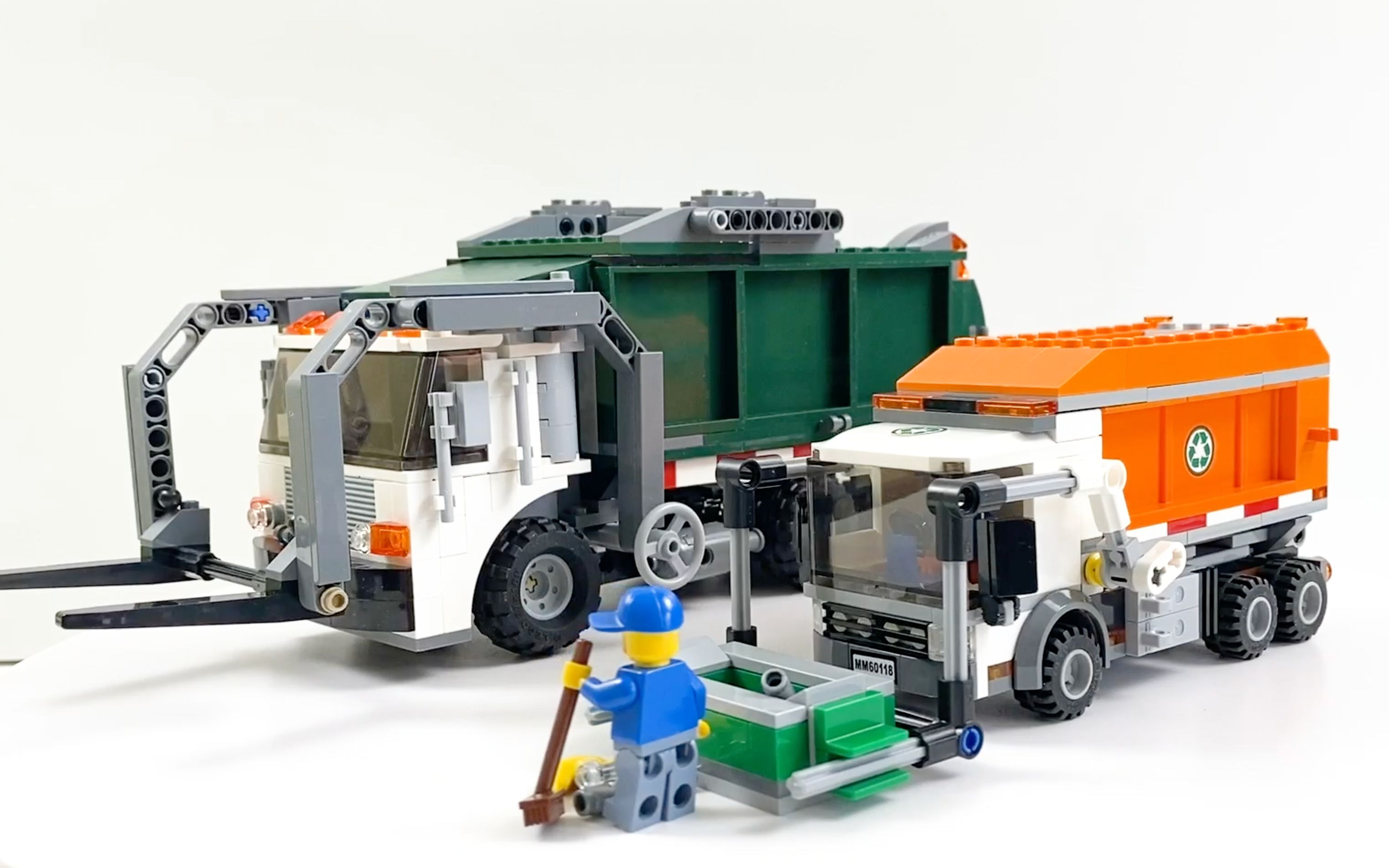 前端装载垃圾车照样好玩,pk一下乐高城市组60118与玩具总动员7599
