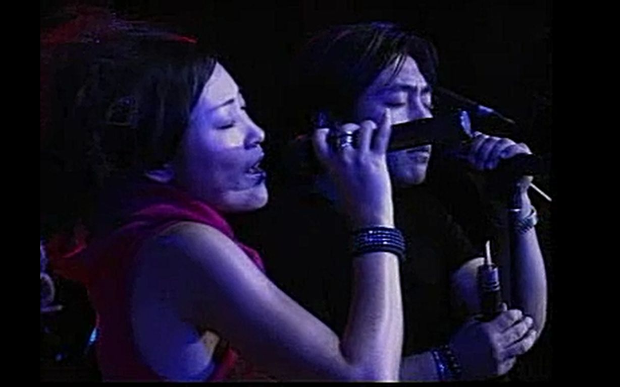 [图]【陈琳 吴彤 轮回乐队】酒醉的探戈 live（2001 秋日柔情北京演唱会）