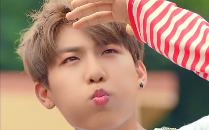 【朴佑镇】【wanna one】 【雀实可以】never中五金的背影,我爱_哔哩