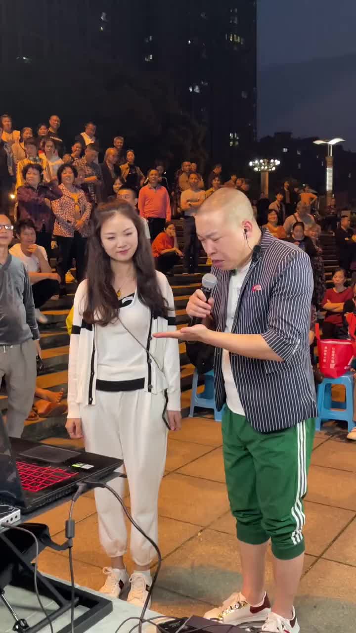 结婚结早了百变小飞飞虎队抖音小助手编歌
