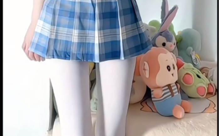 jk制服卡点 #白丝yyds #jk制服格裙 是连体还是过膝
