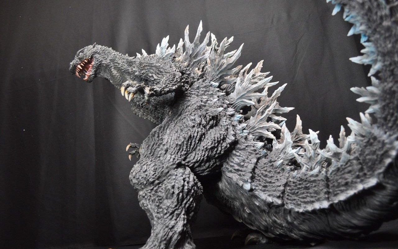 哥斯拉登入海岛,与超翔龙幼体会面,险些被黑洞炮击中