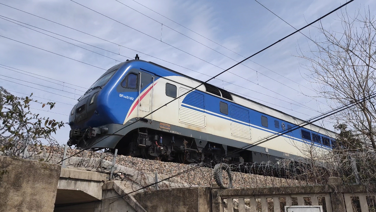 [宁启铁路]3月3日摄 k420 兰州—扬州 df11g-0182/0181