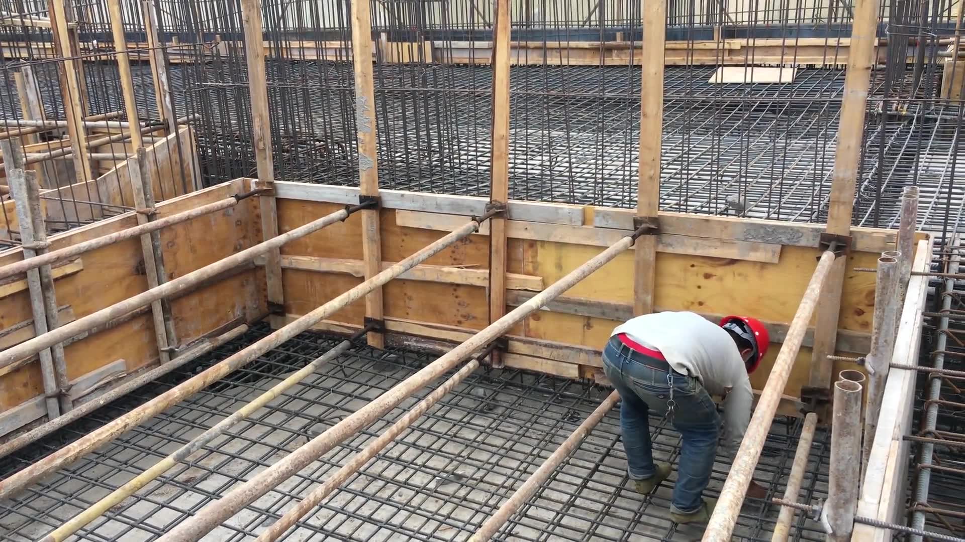 梁模板的施工工艺