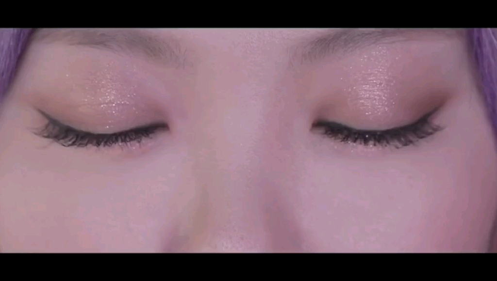 最近韩国比较火的歌手yoyomi