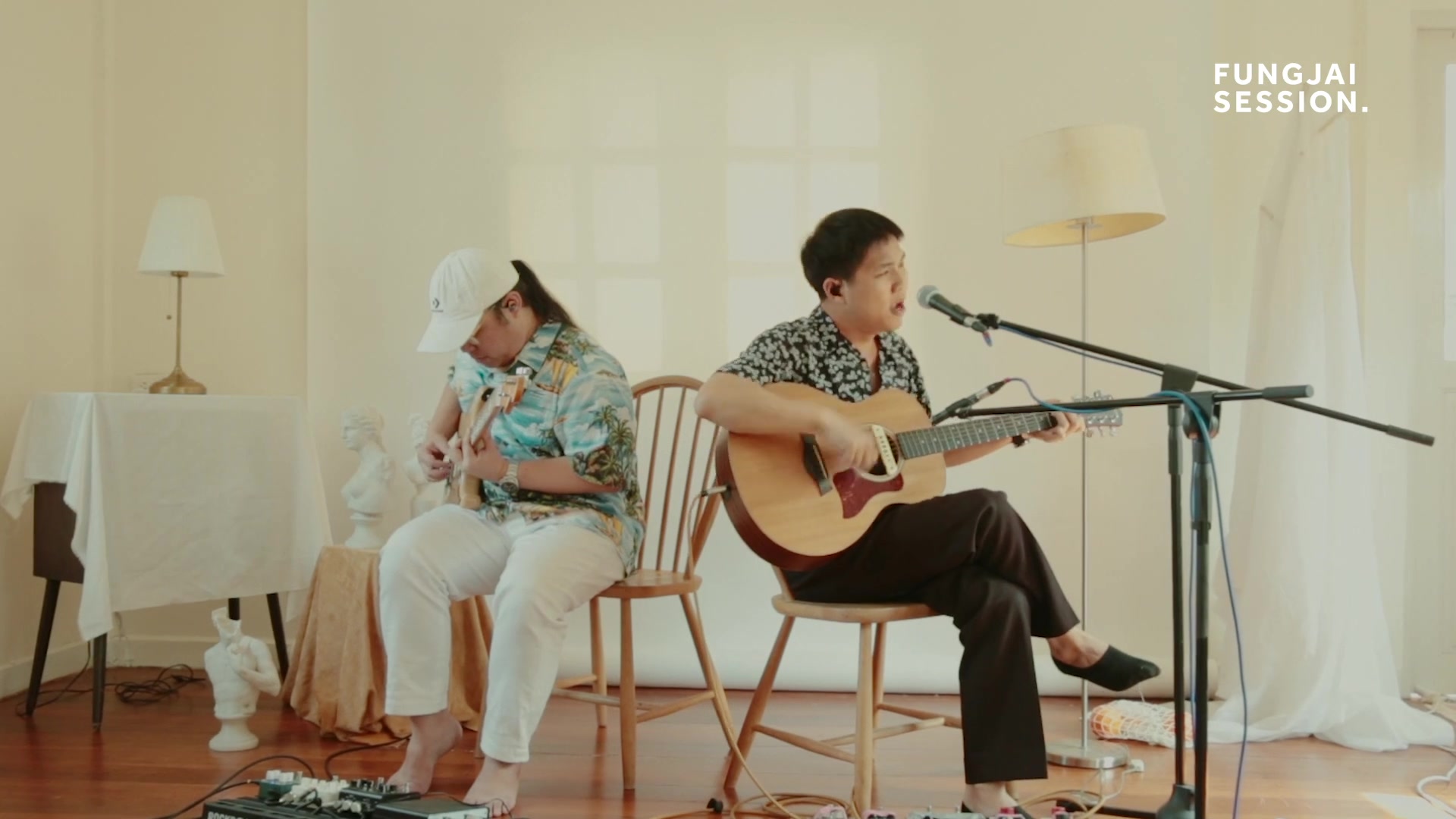 [图]【泰国音乐】Whal & Dolph - 心碎/ใจสลาย (JAI 0) Live @Fungjai Session