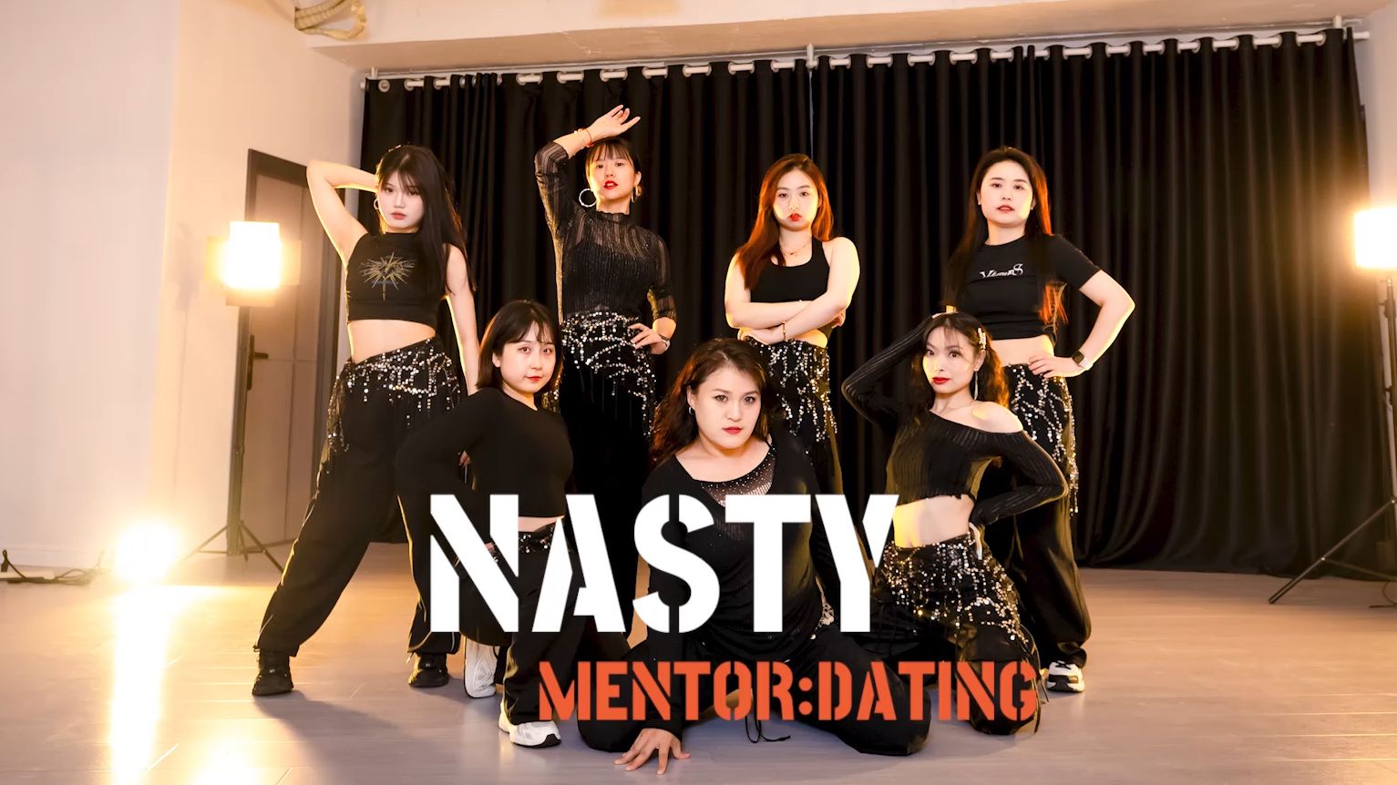 全网都在跳的爵士舞《Nasty》丨辣妹必学哔哩哔哩bilibili