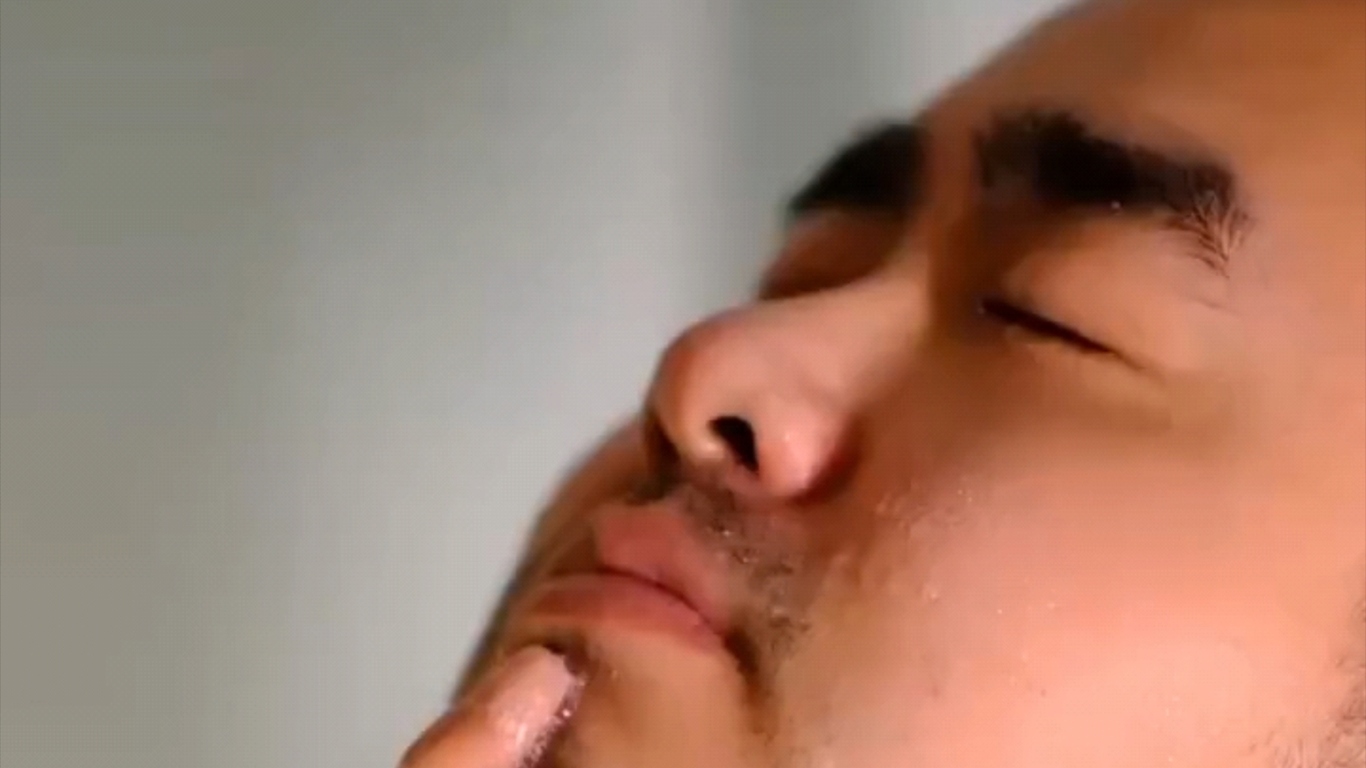 大胖熊洗澡.嗯嗯哼