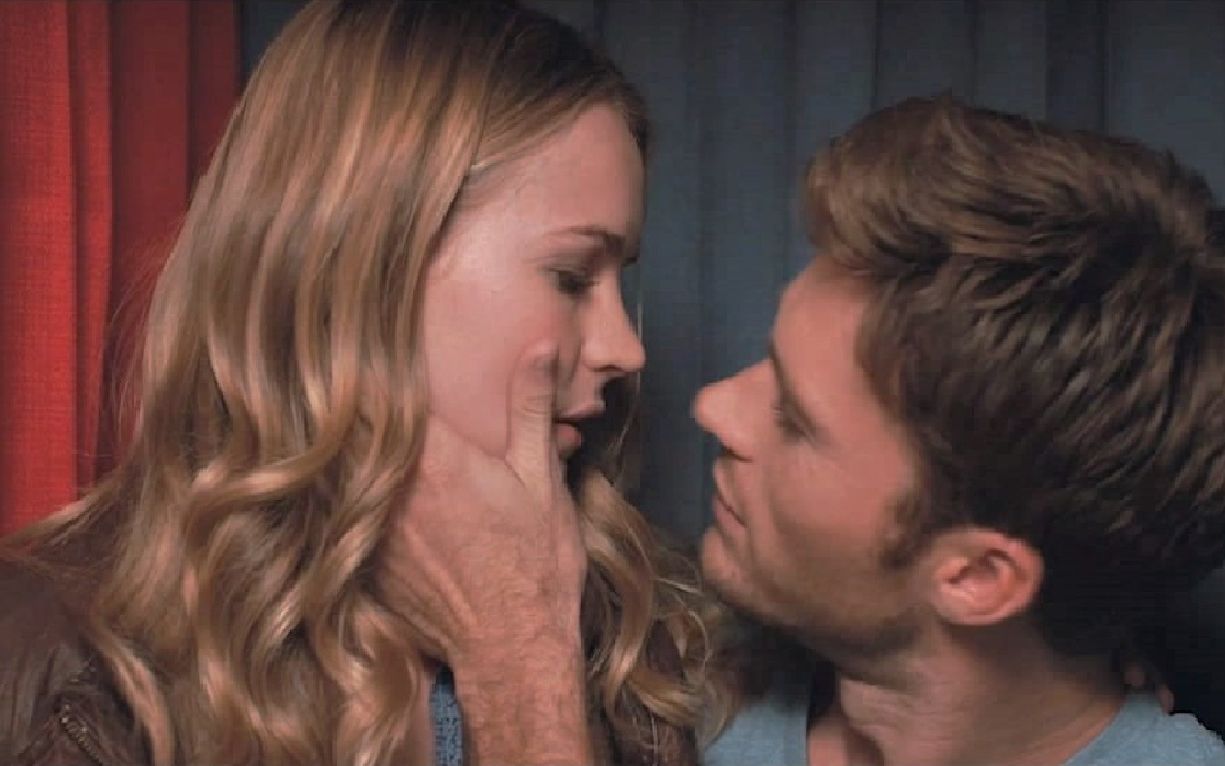 [图]斗牛士和女学生 超苏吻戏cut Scott Eastwood×Brittany Robertson【最长的旅程The Longest Ride】